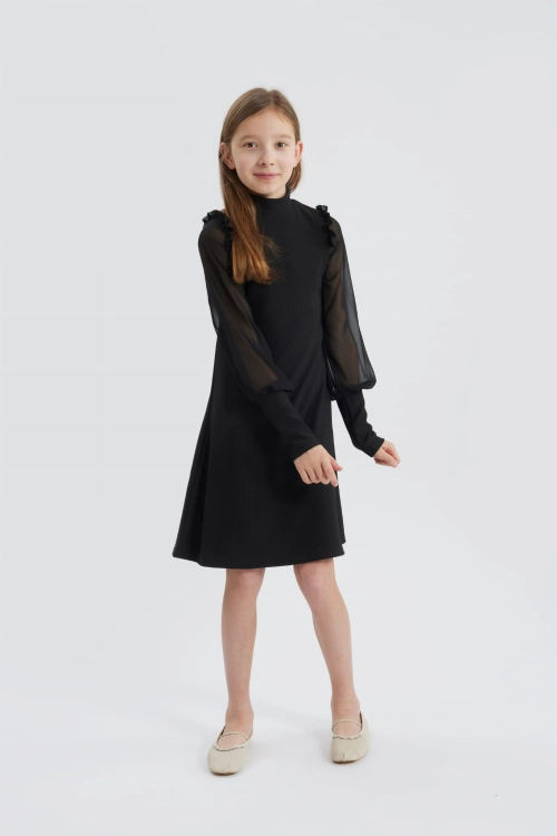 sukienka dziewczęca Luna, elegancka odzież dziecięca hurtownia, sukienki na specjalne okazje dla dziewczynek, hurtownia odzieży dziecięcej, polska moda dziecięca, sukienki szyte w Polsce, ubrania dziecięce na uroczystości, producent odzieży dziecięcej