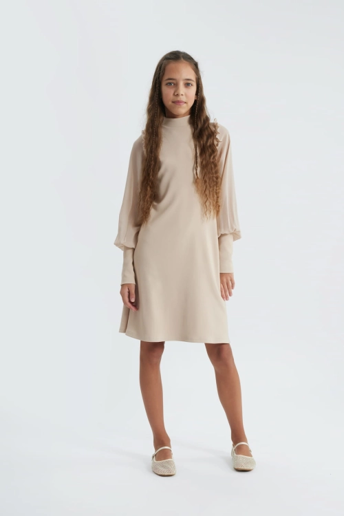 sukienka luna, sukienka dziewczęca, polski producent, odzież dziecięca, hurtownia internetowa, moda dziecięca, elegancka sukienka, szyfonowe rękawy, falbanki, beżowa sukienka